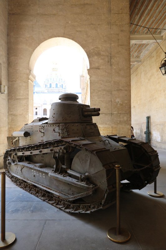 Tank at Les Invalides