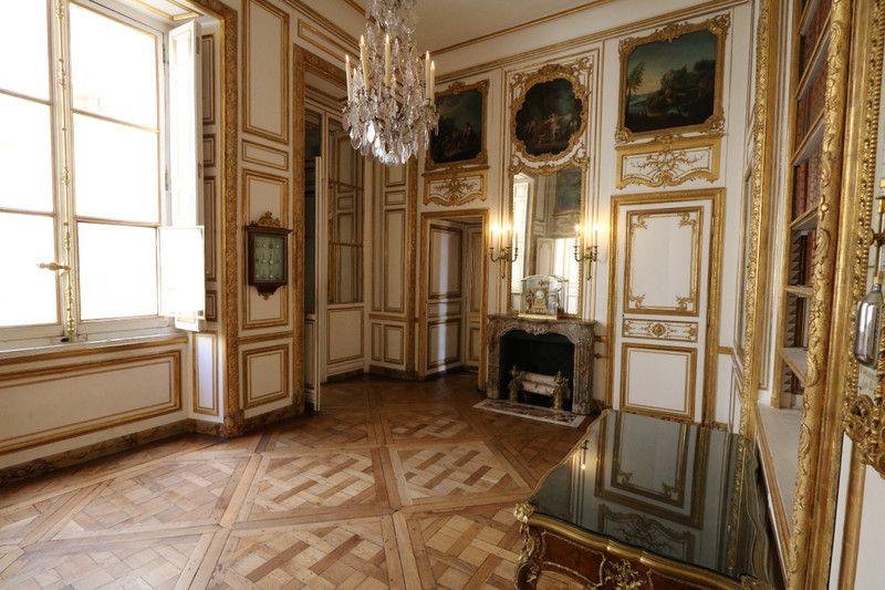 The Dogs' Room, Palace of Versailles | Photo