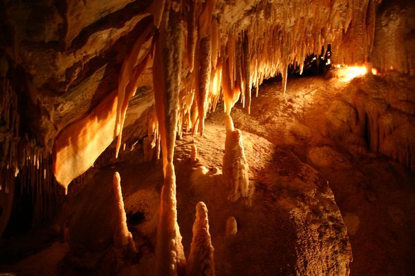 Jenonal Caves