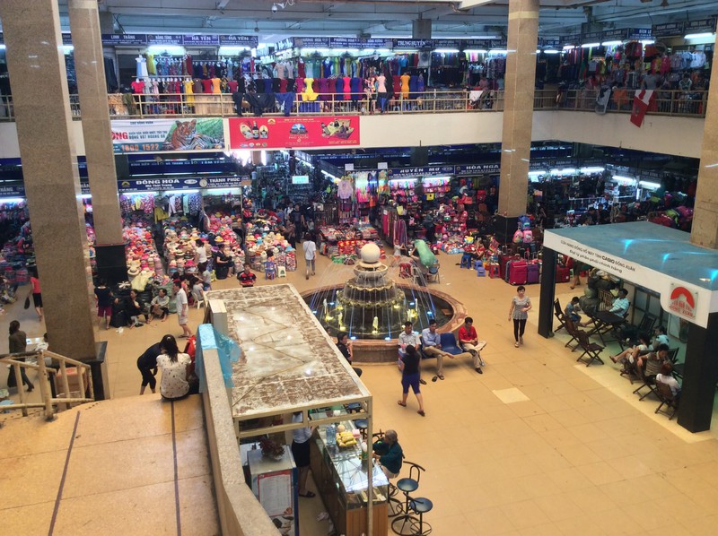 Dong Xaun Market