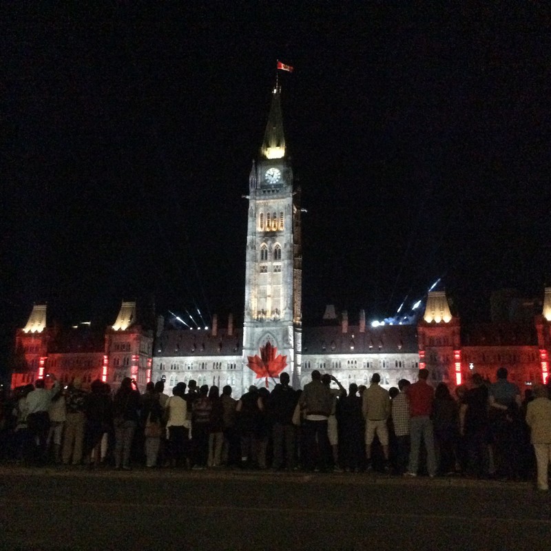 Ottawa Parliament Building, end of the northern light evening