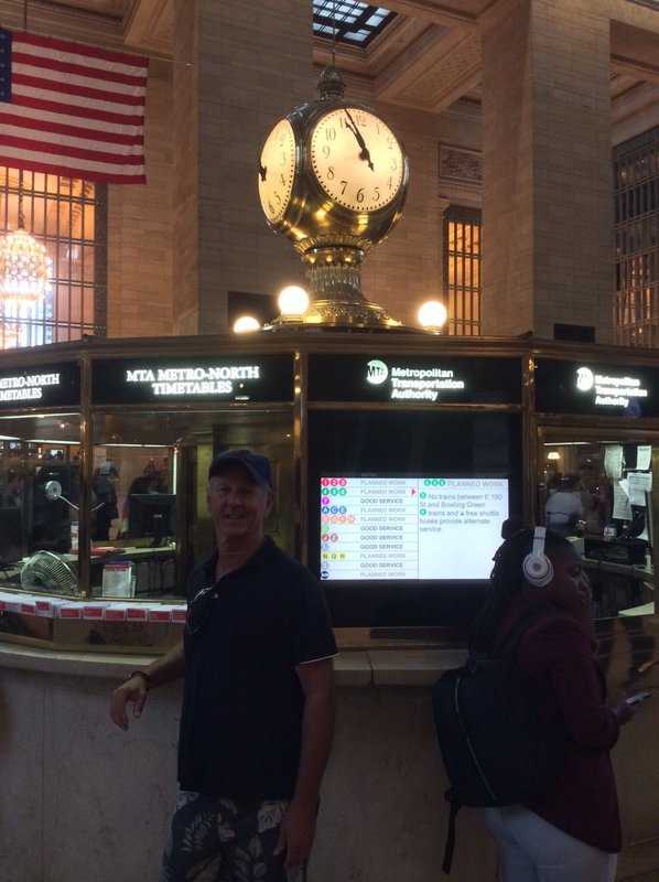 Bazi and the clock at Central Station