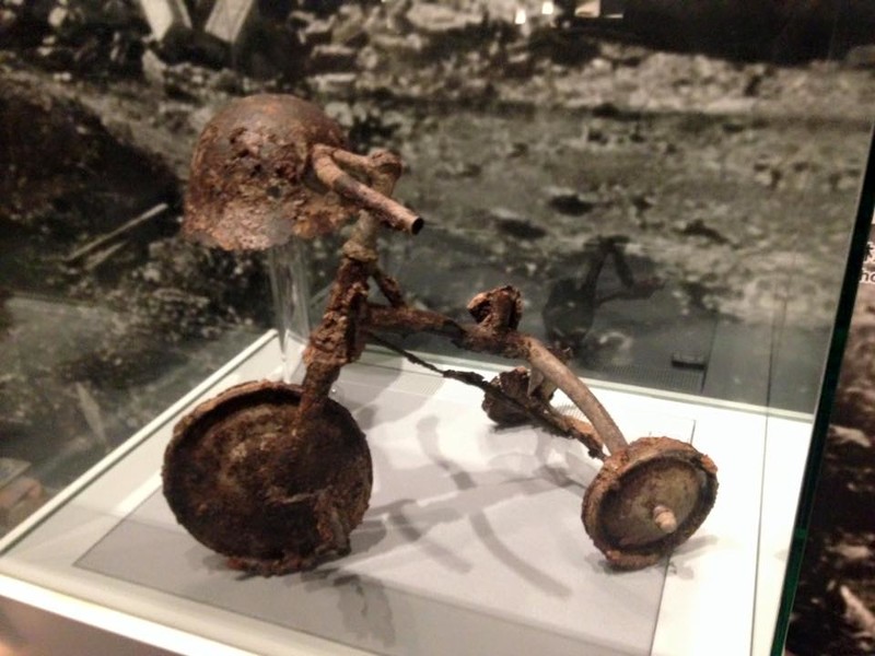 Real artefacts recovered from the atomic bomb rubble