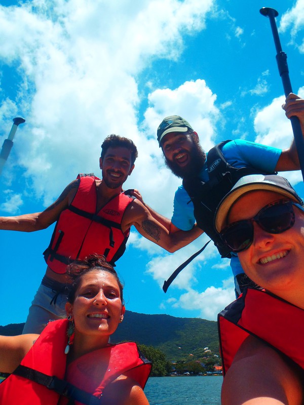 Stand up paddle boarding on the lake with our friends in Floripa!