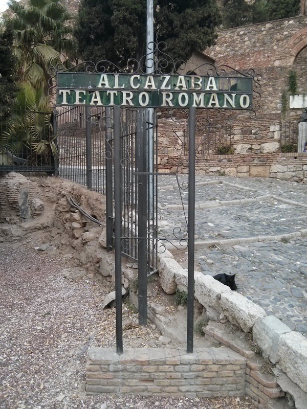 Sightseeing: Alcazaba & Teatro Romano