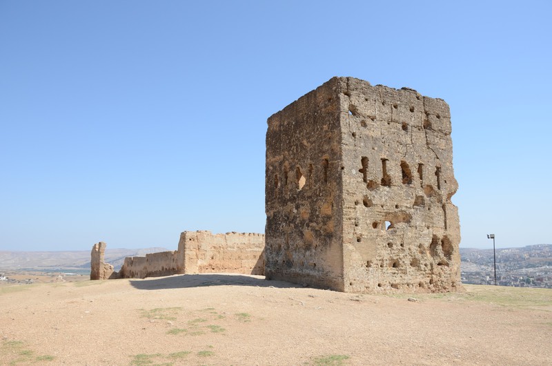 Ruine vor der Medina von Fes