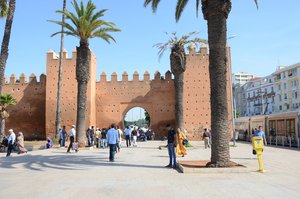 Rabat - Almohadenmauer mit Bab el Had