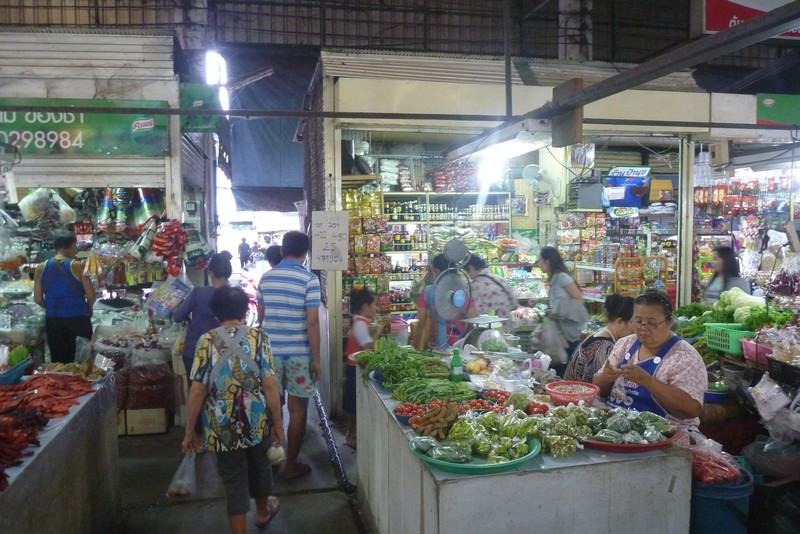 Einkaufen am Markt