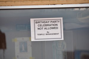 keine Birthday-Party im Tempel!!!