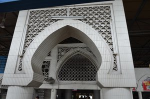 Bahnhof - im Islam-Style