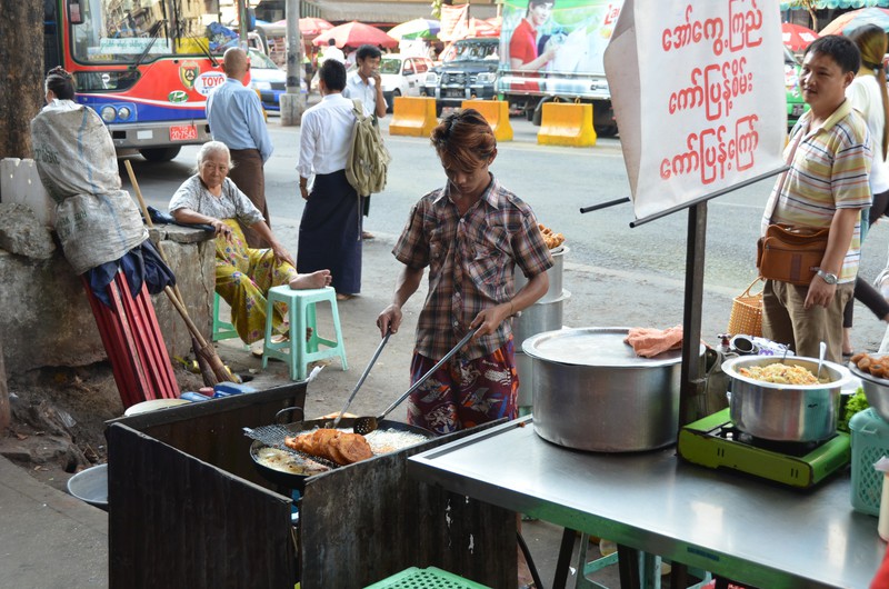 Yangon - Streetlife
