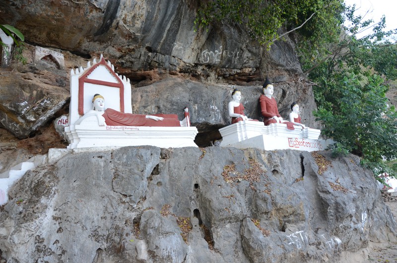 Monastery neben der Bat Cave
