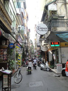 Rue de notre GH à Hanoï