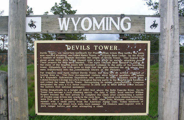 Devils Tower Sign