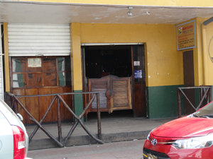 The local,  León