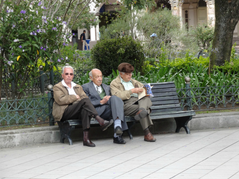 Tres Amigos, Cuenca main square