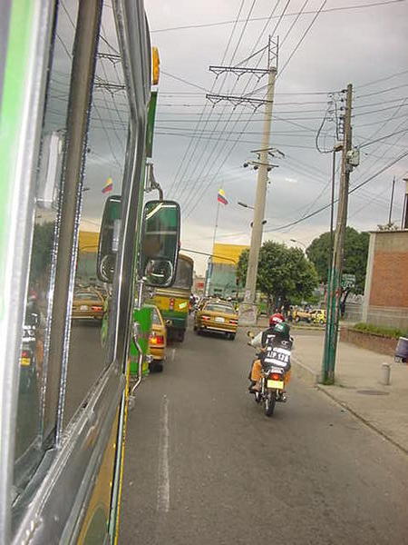 bus exterior, bucaramanga