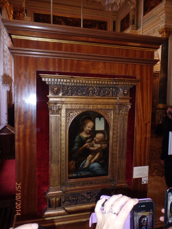 Da Vincis Madonna and Child