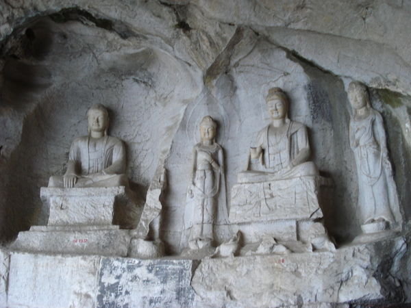 1000 Buddha Cave