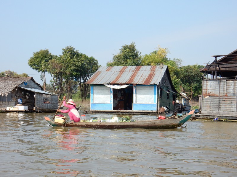 Floating village on our way to Battambang 