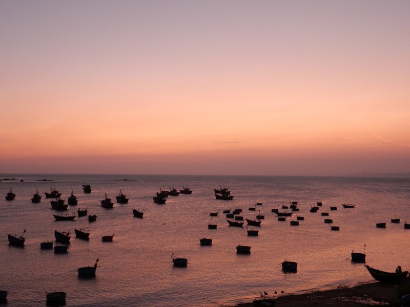 Sunset on the fishing boats 