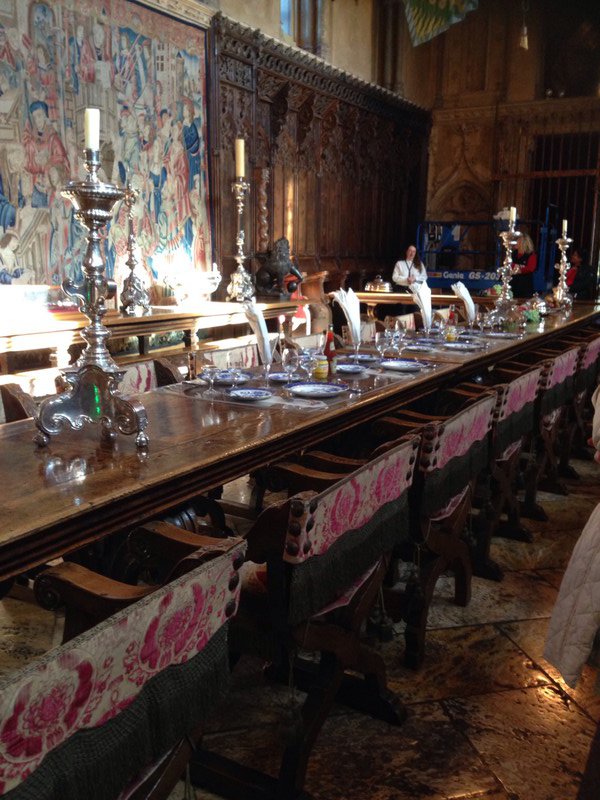 Hearst Dinning Table