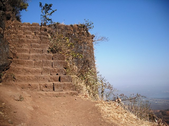 Pune's fort