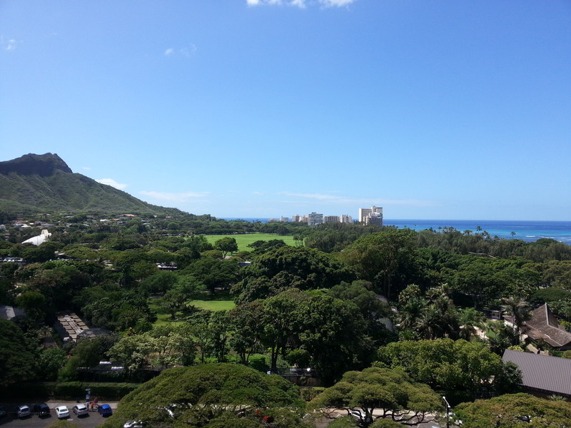 View from our hotel ( Diamond head n Waikiki )