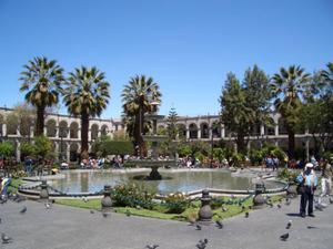 plaza del armas in arequipa
