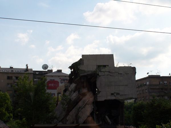 Blownout buildings, Belgrade