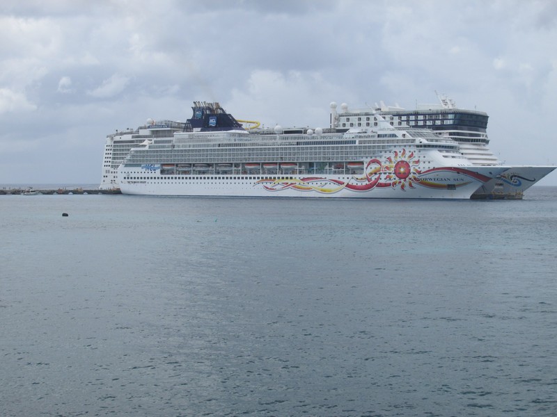 Cruise ships in Playa del Carmen