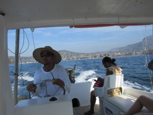 Boat to Playa Las Gatas