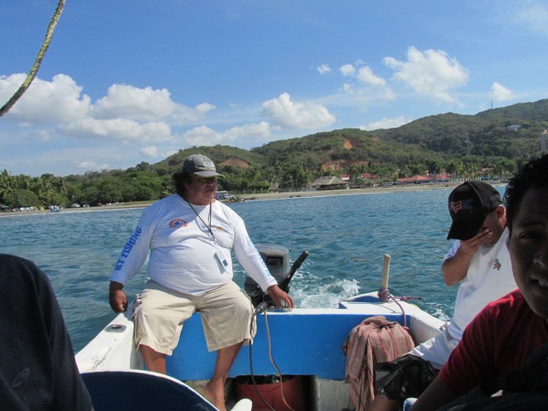 Boat from Playa Linda to Isla Ixtapa