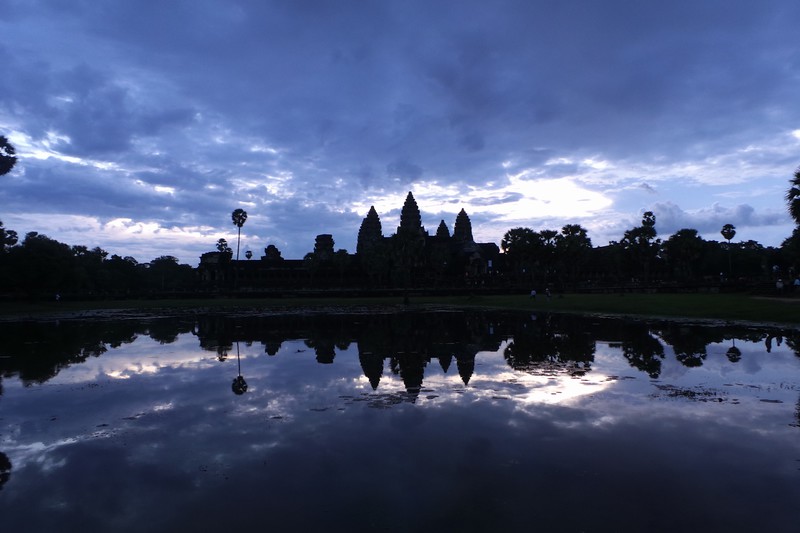 Angkor Wat at dawn (Day 2)
