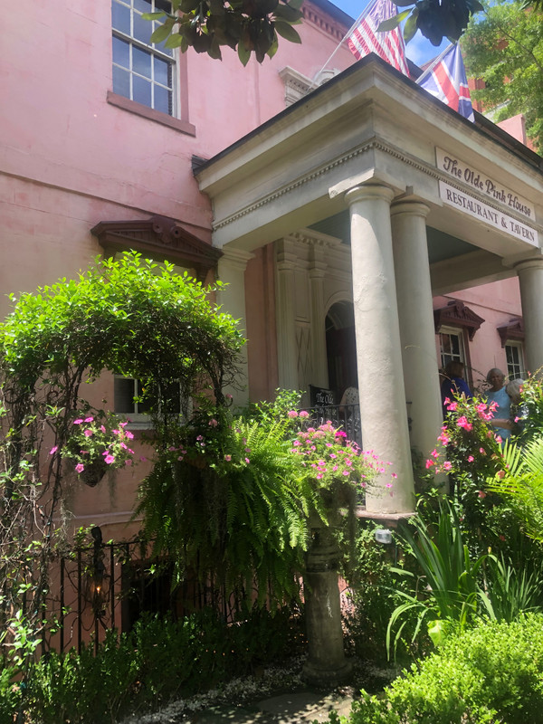 The Olde Pink House Restaurant 