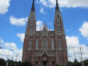 Basilica Nuestra Senora de Lugan