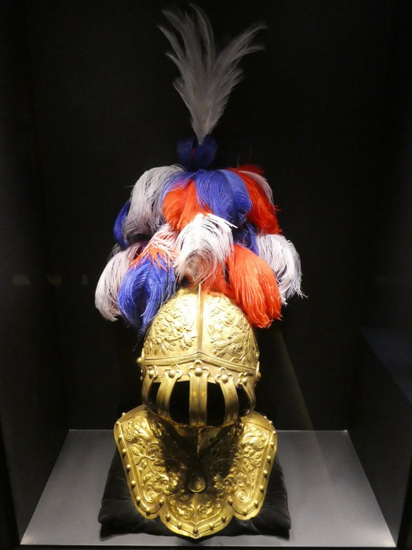 King's helmet in Palace