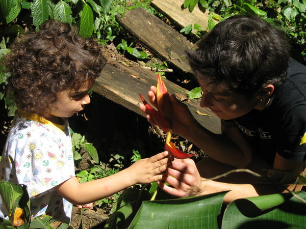 yacu and trin with flower