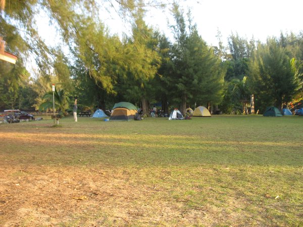 camping at hanalei bay