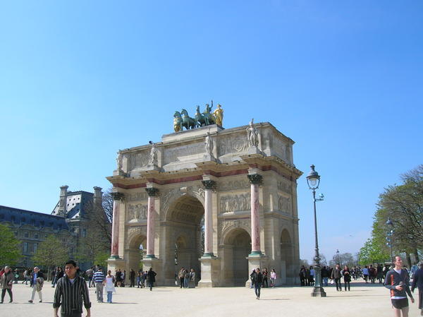 Arc in front of the Louvre