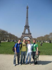 Drake Students and the Eiffel Tower
