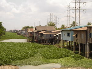 more Cambodian houses