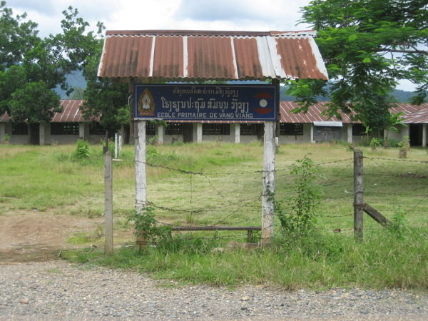 School in Vang Vieng
