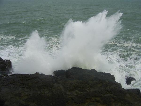 Massive waves crashing at Slope Point