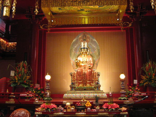 Inside the replica Buddha's Tooth Temple 