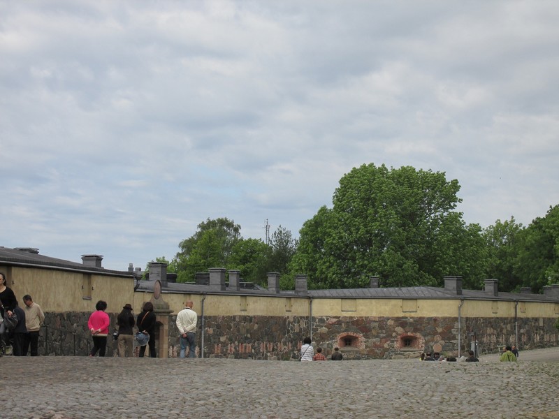 A part of a fortified wall on Suomenlinna.