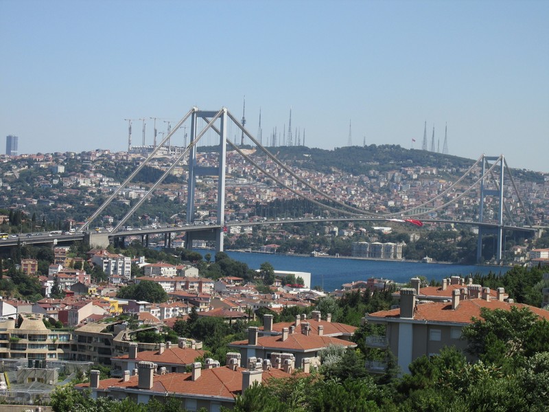 Approaching the Bosphorus Bridge.