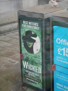 Wicked poster, a few hours before I went!
