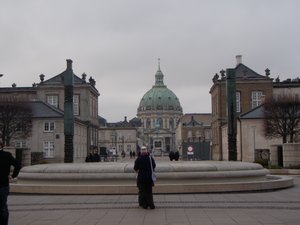 Looking back towards the palace and kirken