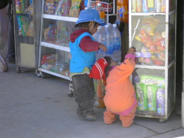 Some young Bolivian shoppers